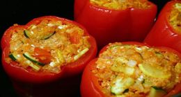 γεμιστες πιπεριες